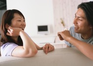 夫妇和孩子图片