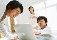 幸福家庭生活和微笑图片大全