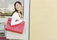 女孩假期购物图片大全