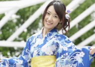 穿着和服的女孩图片