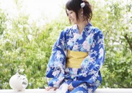 穿着和服的女孩图片