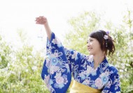 穿着和服的女孩图片