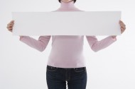 女性空白告示图片