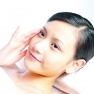 女性皮肤光疗护理图片