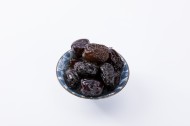 美味营养的蜜饯阿胶枣图片