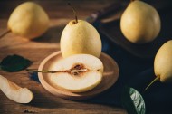 脆甜可口的雪花梨图片