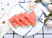 夏日冰镇西瓜图片大全