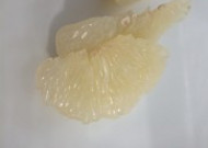 晶莹剔透的西柚图片