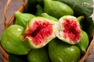 新鲜好吃的无花果图片