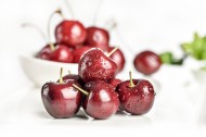 红色的车厘子图片