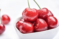 红色的车厘子图片