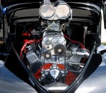 汽车发动机特写图片