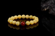 黄色蜜蜡手串图片