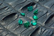 各种颜色的钻石图片