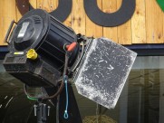 工作室照明灯图片