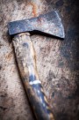 尖利的斧头图片