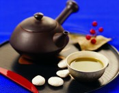 优雅的紫砂壶图片