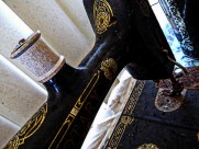 老式缝纫机图片