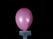 气球破裂至完爆瞬间图片