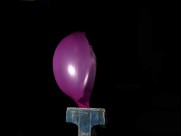 气球破裂至完爆瞬间图片