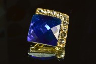 蓝宝石戒指图片