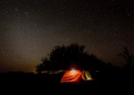 星空下的户外帐篷图片