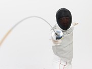 击剑运动人物图片