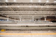 高铁站台图片大全