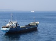 水上的渔船图片大全