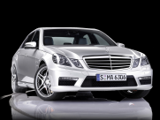 奔驰汽车透明背景PNG图片