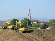 正在施工作业的挖掘机图片大全