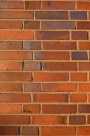红砖堆砌成的墙图片