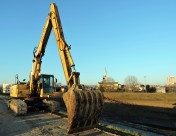 施工中的挖掘机图片