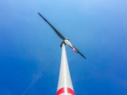 高大的风力发电机图片大全