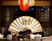 古香古色的中式饭店图片