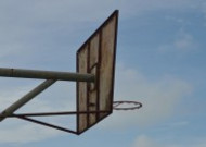 篮球架上的篮球框图片大全