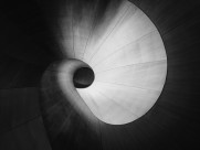 螺旋式建筑风景图片