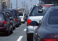 交通拥挤尾气排放图片