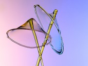 交叉的水花图片