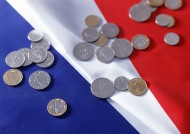 各国国旗和钱币图片