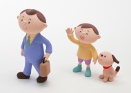 温馨家庭玩偶情景图片