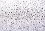 金属上的水珠图片