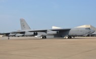 B-52轰炸机图片