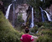 山里的小瀑布图片