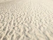 沙滩上的细沙图片