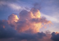 夕阳下的云彩图片