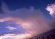 海边落日唯美紫霞图片