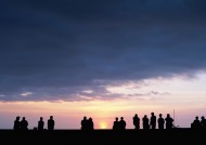 海边夕阳剪影图片