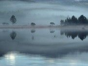 云雾缭绕自然风景图片