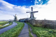 荷兰桑斯安斯的风车风景图片大全